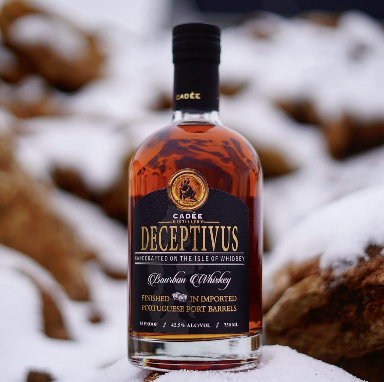 Cadée Deceptivus Bourbon Whiskey