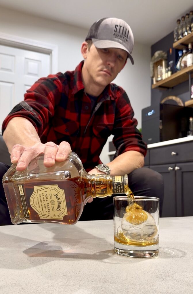 ecozy 2.4 inch ice ball